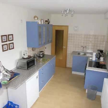 Ferienwohnung Bus Apartment Herzhausen
