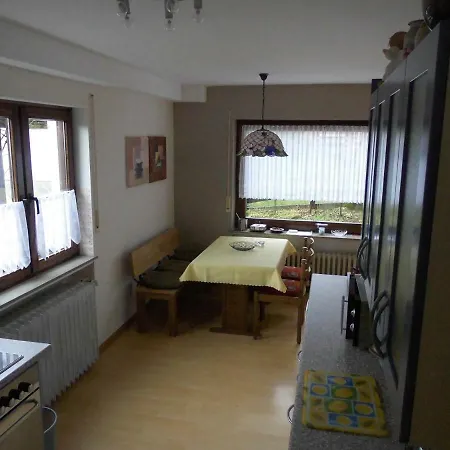 Ferienwohnung Bus * Herzhausen
